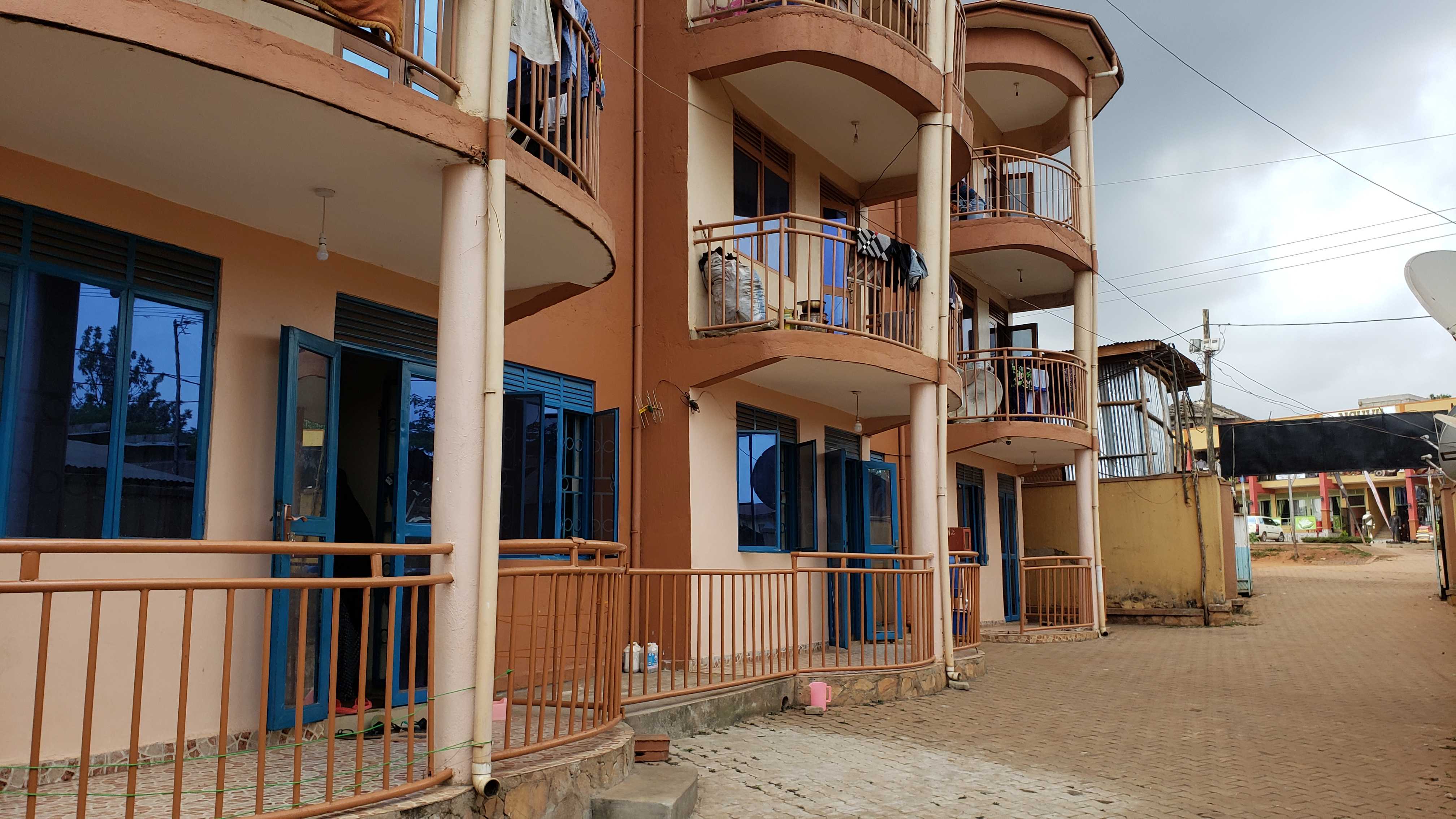 Wakaliga Flat-WPS149